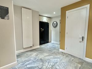 Breakfast Kitchen- click for photo gallery